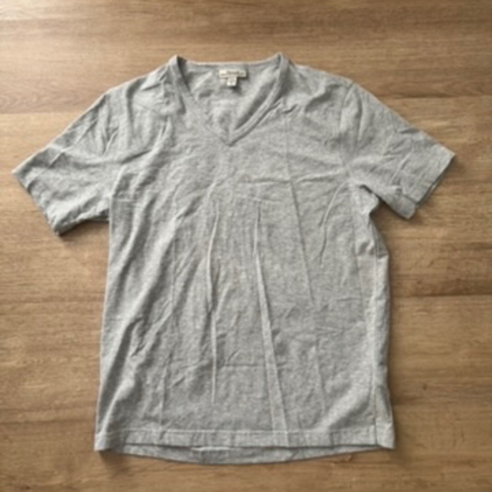 Faconnable V-Neck Tee Men's Size Medium - Light Gray (92% Cotton 8% Spandex)